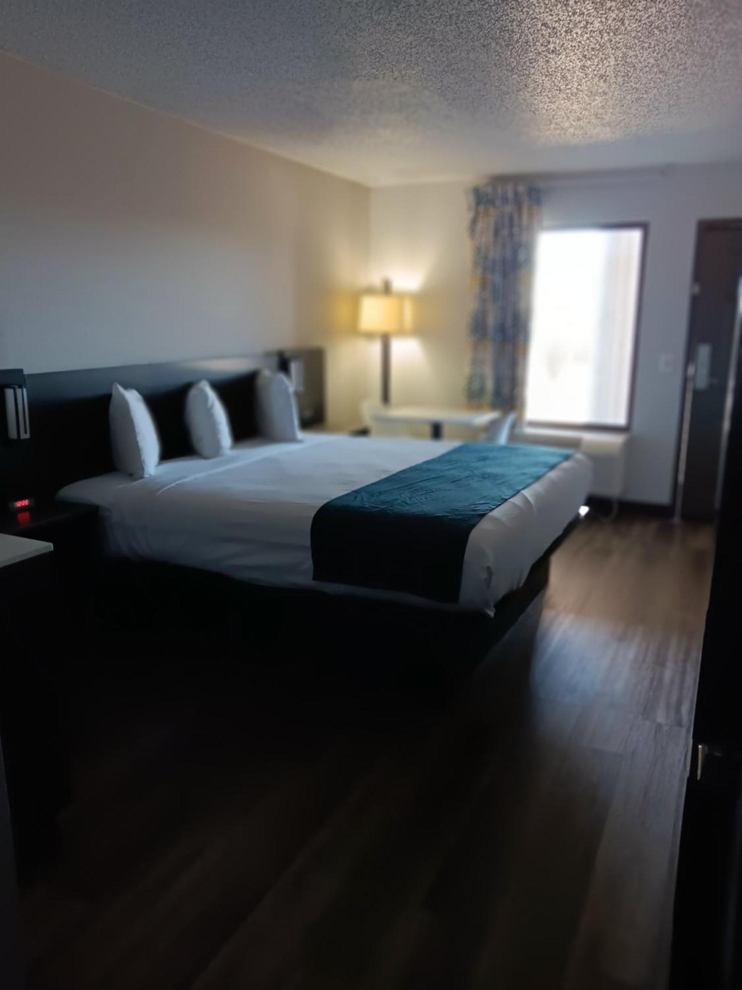 Studio 6 Suites Louisville Ky Airport/Expo Center Buitenkant foto
