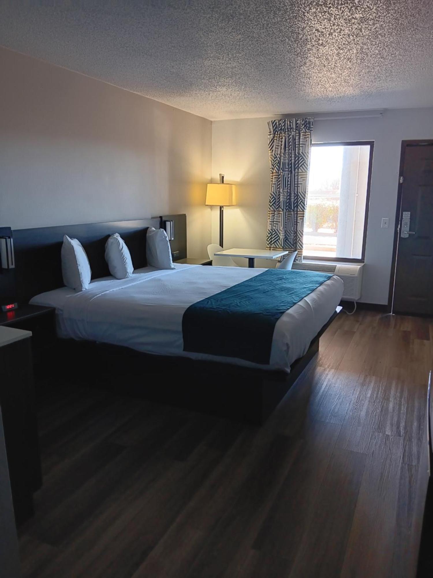 Studio 6 Suites Louisville Ky Airport/Expo Center Buitenkant foto